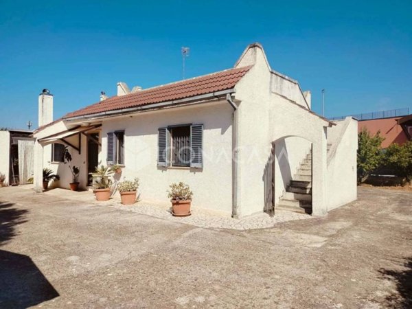 casa indipendente in vendita a Conversano
