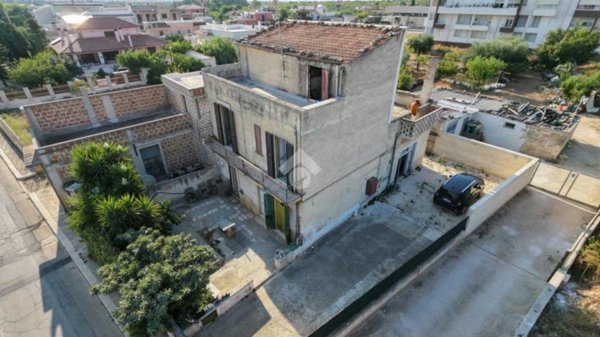 casa indipendente in vendita a Conversano