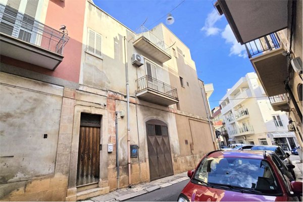 casa indipendente in vendita a Conversano