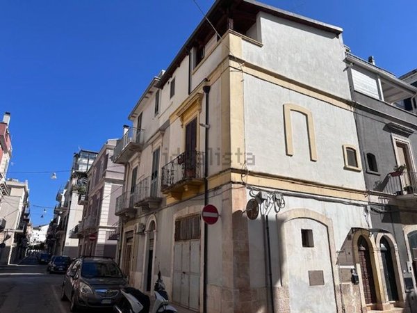casa indipendente in vendita a Conversano