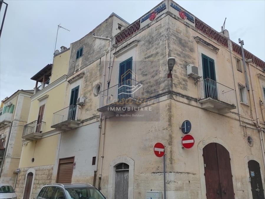 appartamento in vendita a Corato in zona Centro Storico