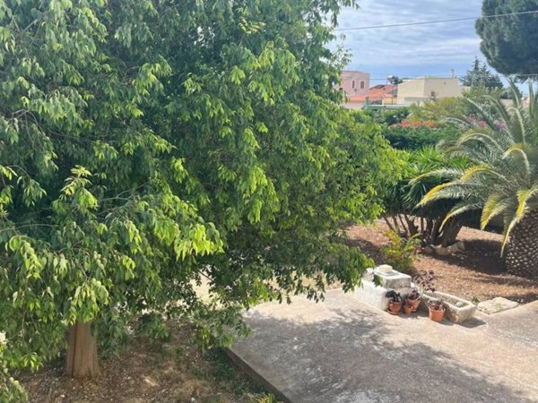 casa indipendente in vendita a Corato
