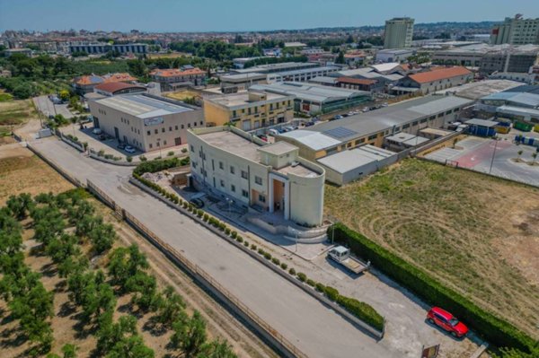 casa indipendente in vendita a Corato