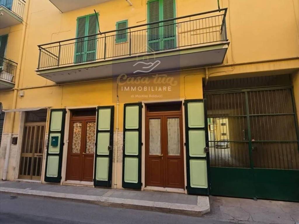 negozio in vendita a Corato