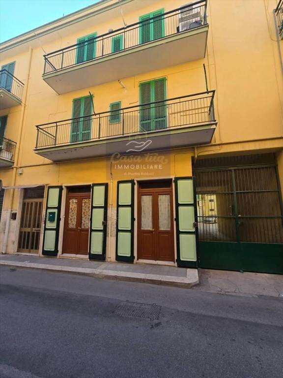 trivano in vendita a Corato