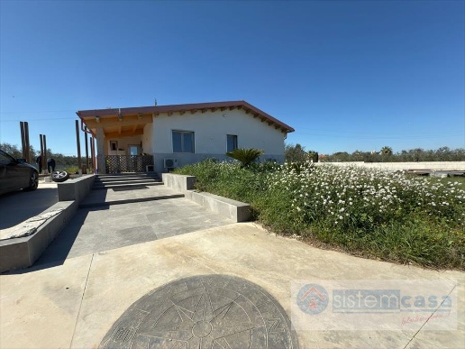 casa indipendente in vendita a Corato