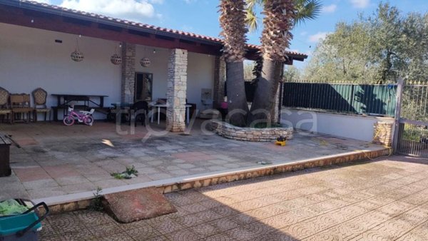 casa indipendente in vendita a Corato in zona Oasi di Nazareth