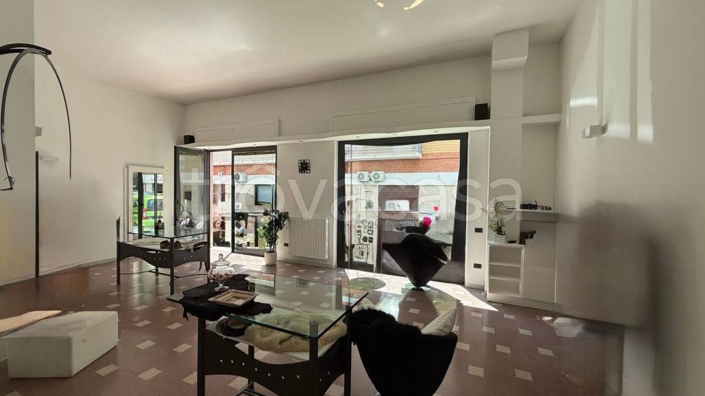 negozio in vendita a Corato