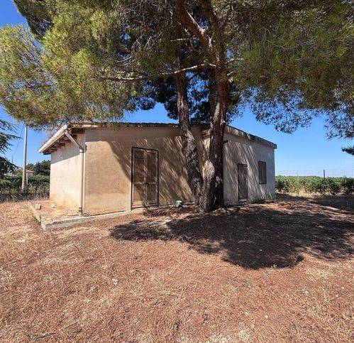 casa indipendente in vendita a Corato