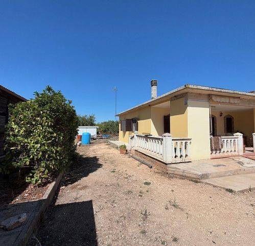 casa indipendente in vendita a Corato