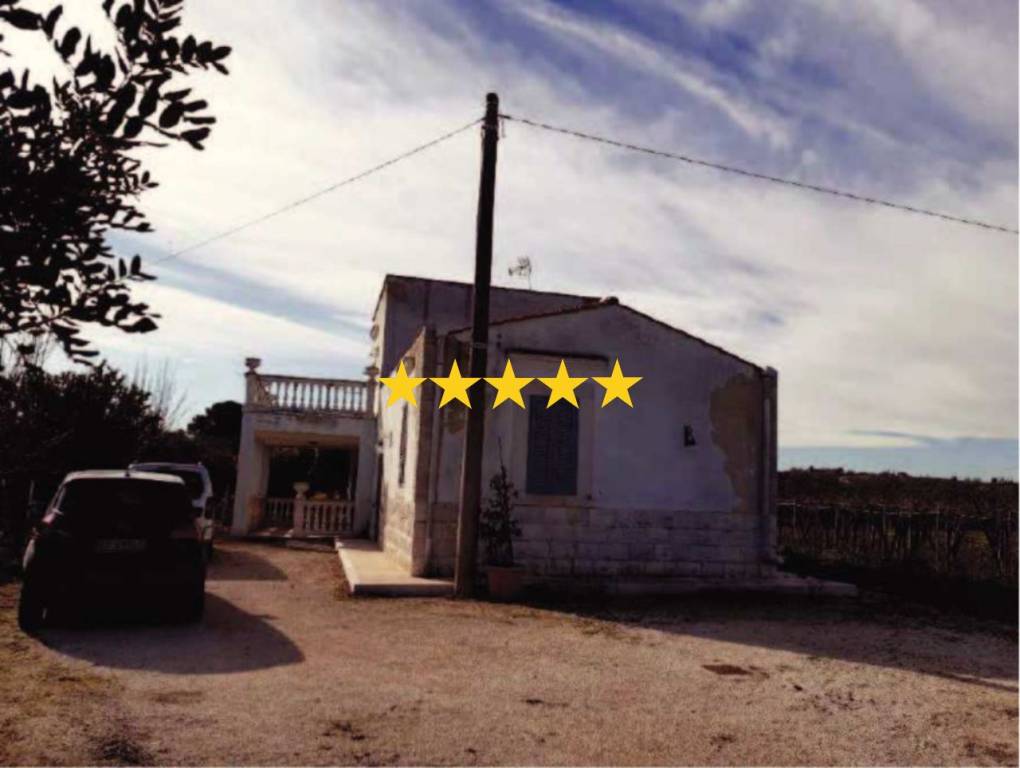 casa indipendente in vendita a Corato