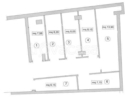 locale commerciale in vendita a Corato