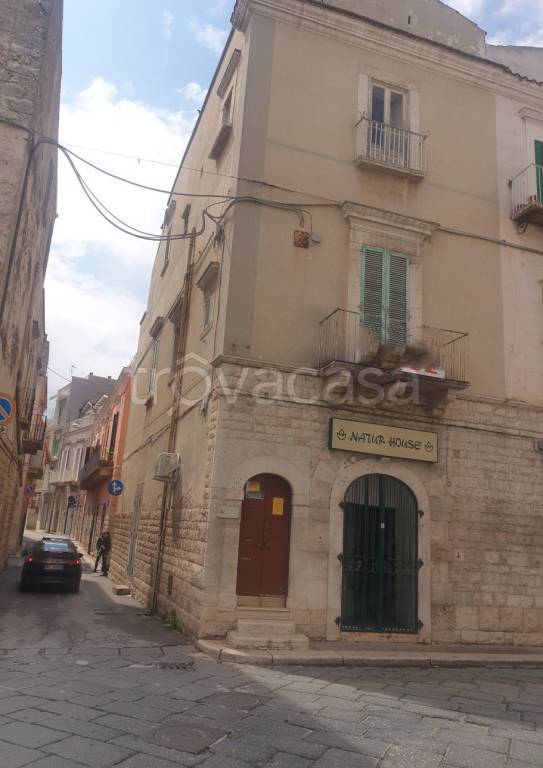 appartamento in vendita a Corato in zona Centro Storico
