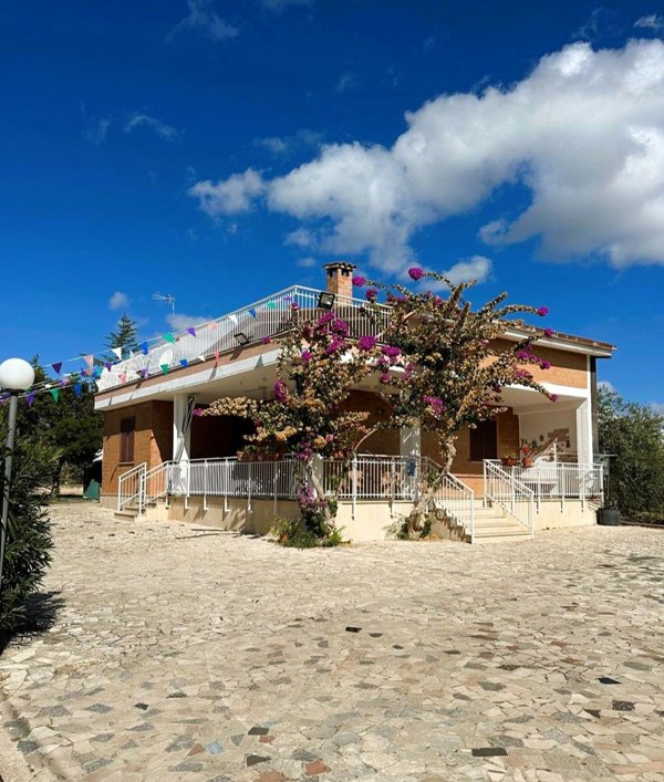 casa indipendente in vendita a Corato