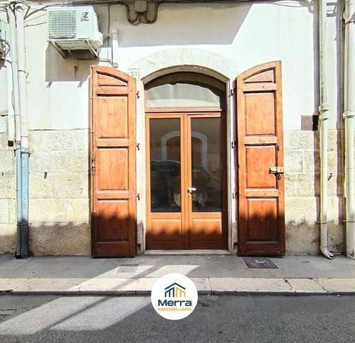negozio in vendita a Corato