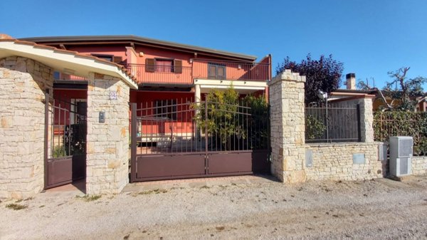 casa indipendente in vendita a Corato