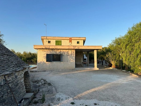 casa indipendente in vendita a Corato