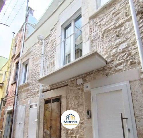 appartamento in vendita a Corato in zona Centro Storico
