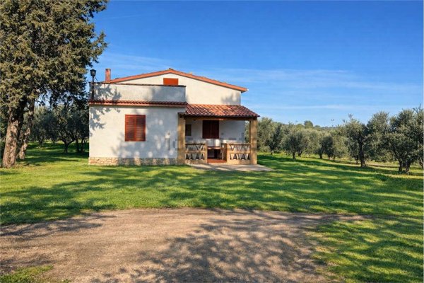 casa indipendente in vendita a Corato