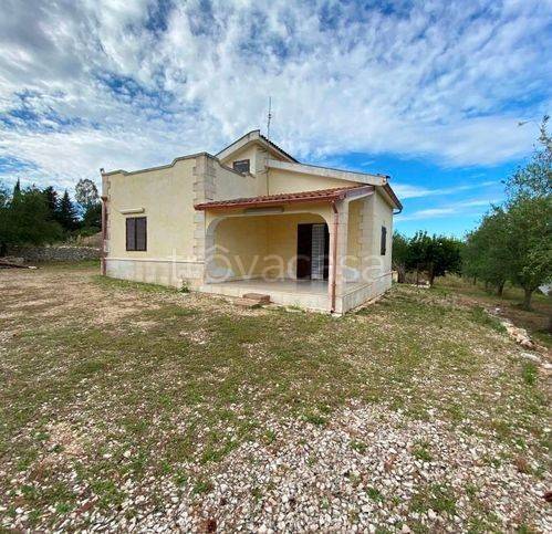 casa indipendente in vendita a Corato