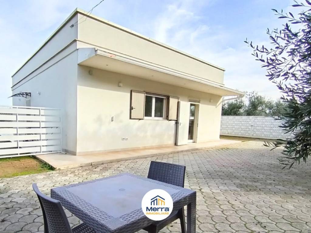 casa indipendente in vendita a Corato