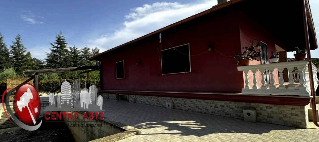 casa indipendente in vendita a Corato