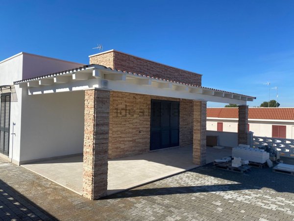 casa indipendente in vendita a Corato