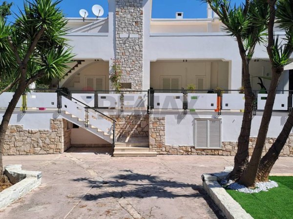 casa indipendente in vendita a Corato