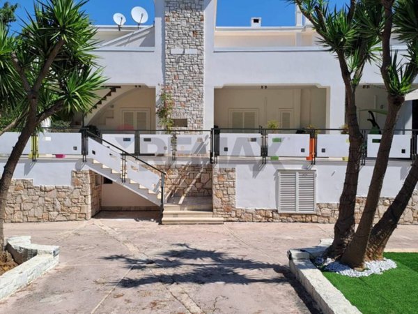 casa indipendente in vendita a Corato