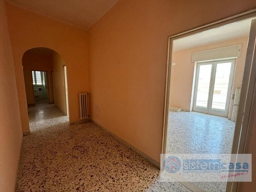 appartamento in vendita a Corato in zona Centro Storico