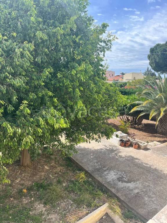 casa indipendente in vendita a Corato