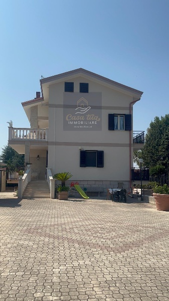 casa indipendente in vendita a Corato