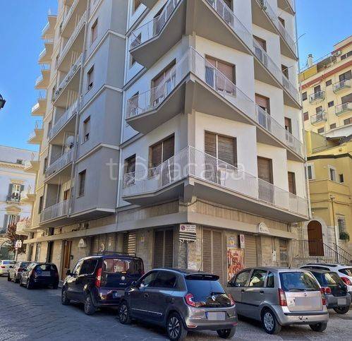 appartamento in vendita a Corato in zona Centro Storico
