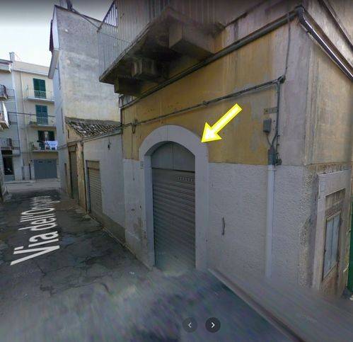 negozio in vendita a Corato in zona Centro Storico