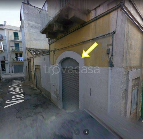 negozio in vendita a Corato in zona Centro Storico