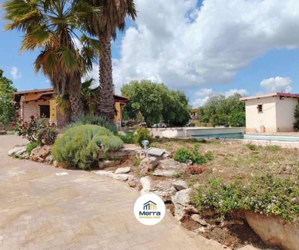 casa indipendente in vendita a Corato