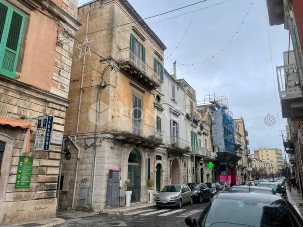 appartamento in vendita a Corato in zona Centro Storico