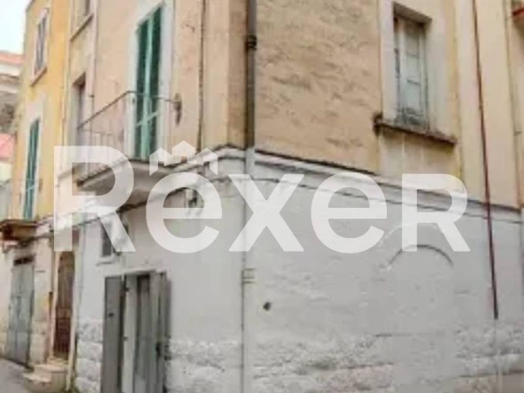 intera palazzina in vendita a Corato
