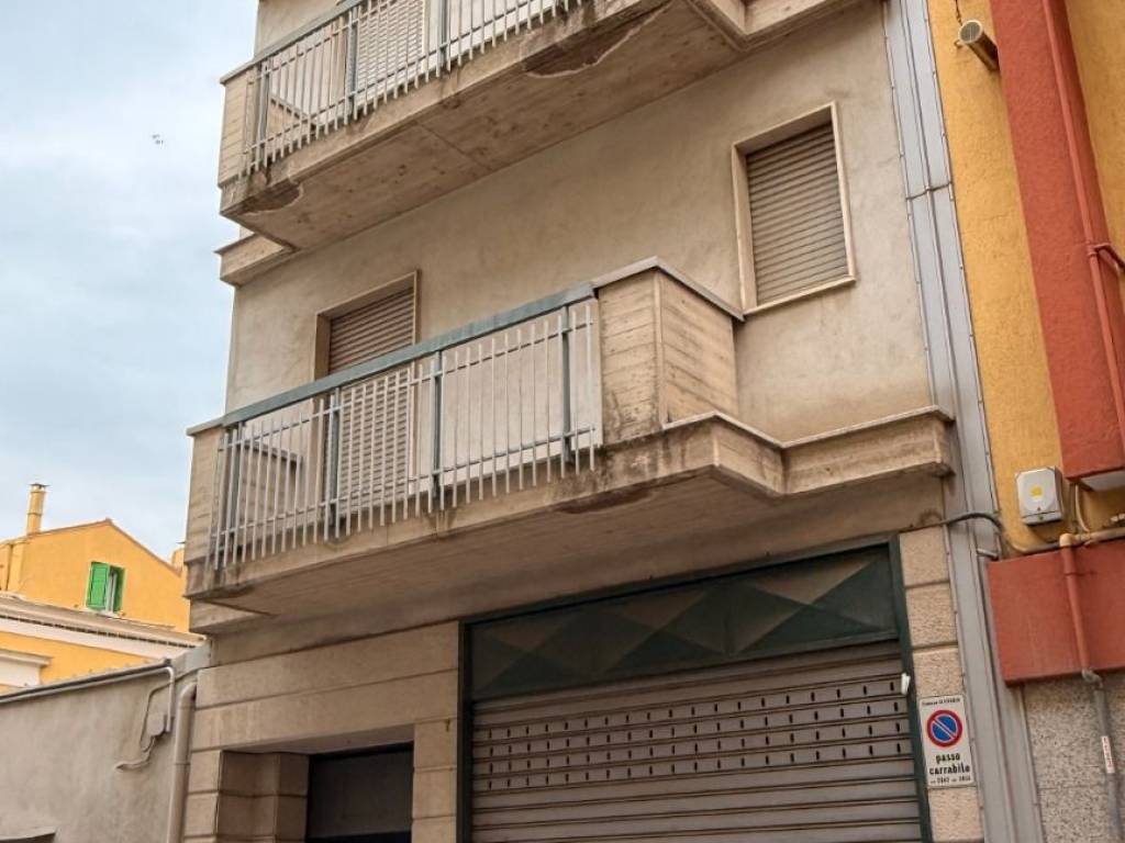 intera palazzina in vendita a Corato
