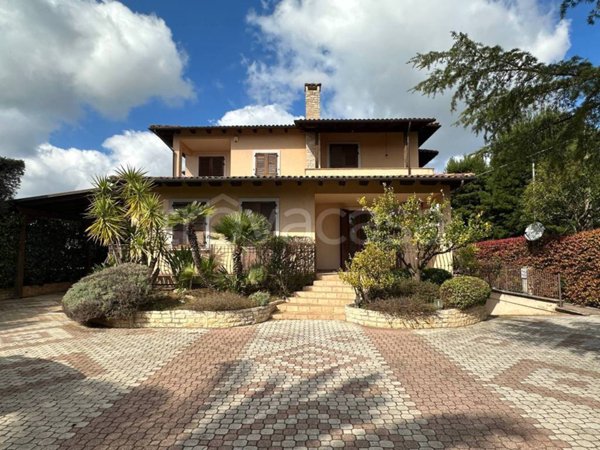 casa indipendente in vendita a Corato