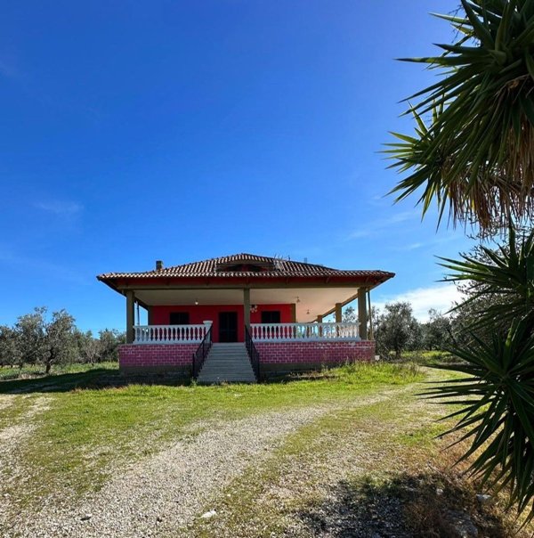 casa indipendente in vendita a Corato