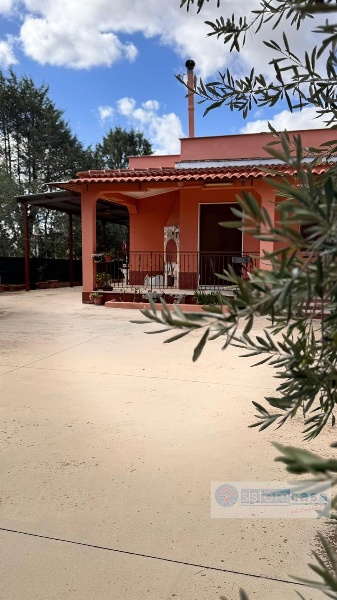 casa indipendente in vendita a Corato