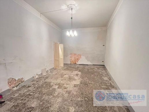 casa indipendente in vendita a Corato in zona Centro Storico