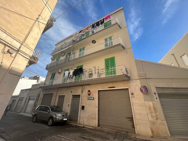 appartamento in vendita a Corato in zona Centro Storico
