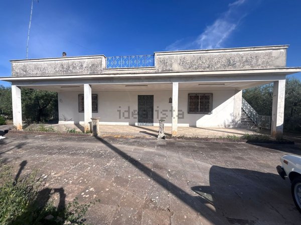 casa indipendente in vendita a Corato