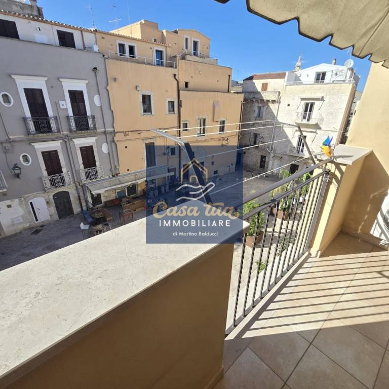 casa indipendente in vendita a Corato in zona Centro Storico