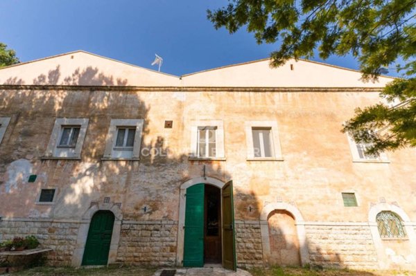 casa indipendente in vendita a Corato