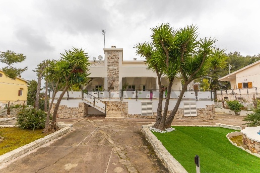 casa indipendente in vendita a Corato