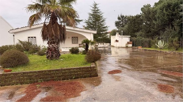 casa indipendente in vendita a Corato in zona Casa Messori