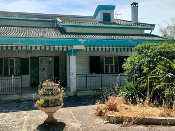 casa indipendente in vendita a Corato in zona Oasi di Nazareth